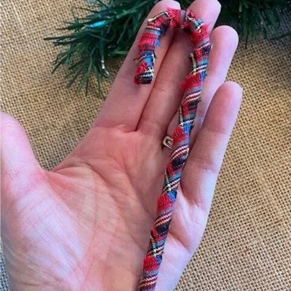 12 Primitive 6" TARTAN PLAID fabric Candy Canes Christmas Farmhouse Ornaments - Picture 4 of 6